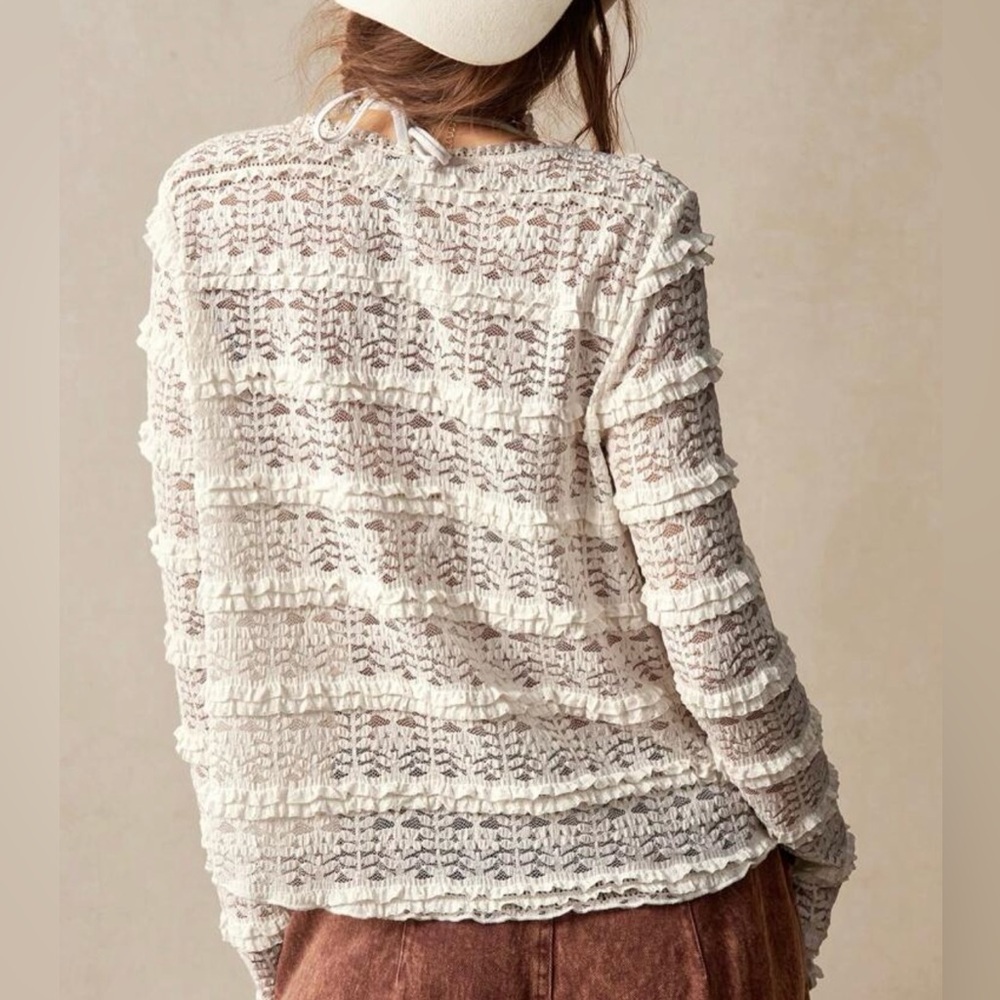 Elegant Lace Women’s Top - Cream - Picture 6 of 9